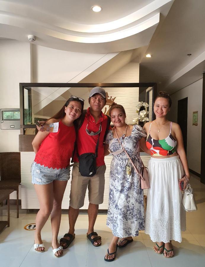 Dianna'S Inn โกรอน ภายนอก รูปภาพ